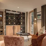Chalet Diard, Detached Chalet, Alpes Agency, Sleeps 6 To 8 Chamonix