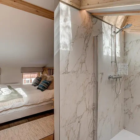 Diard, Detached Chalet, Alpes Travel, Sleeps 6 To 8