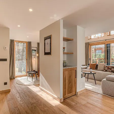 Diard, Detached Chalet, Alpes Agency, Sleeps 6 To 8 *