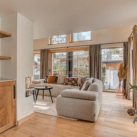 Chalé Diard, Detached Chalet, Alpes Travel, Sleeps 6 To 8