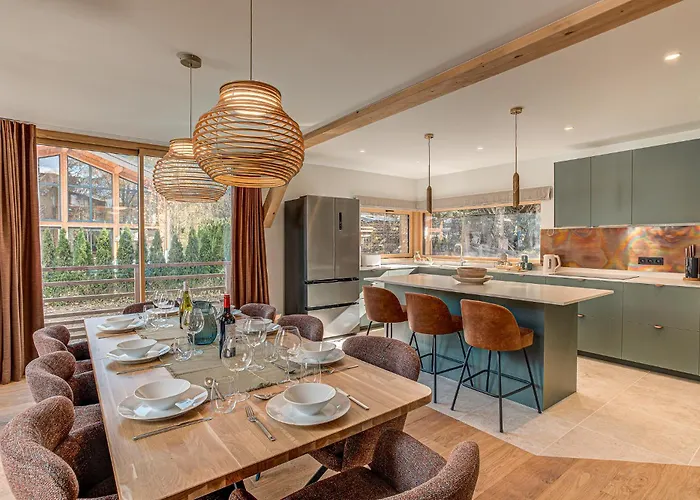 Diard, Detached Chalet, Alpes Travel, Sleeps 6 To 8 Chamonix