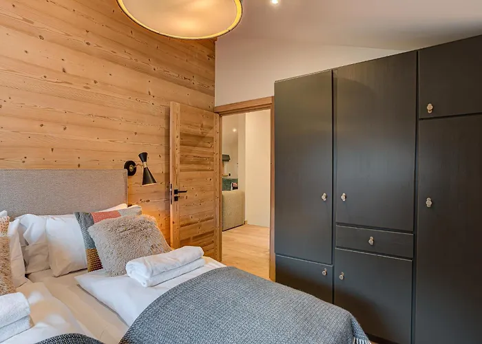 Chalet Diard, Detached Chalet, Alpes Agency, Sleeps 6 To 8 Alpesi faház