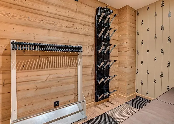 Chalet Diard, Detached Chalet, Alpes Agency, Sleeps 6 To 8