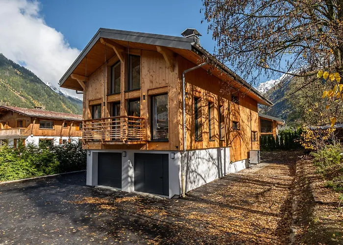 Diard, Detached Chalet, Alpes Travel, Sleeps 6 To 8 Chamonix