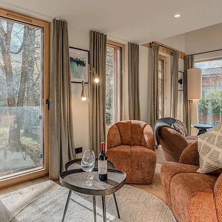 Alpehytte Diard, Detached Chalet, Alpes Agency, Sleeps 6 To 8 *