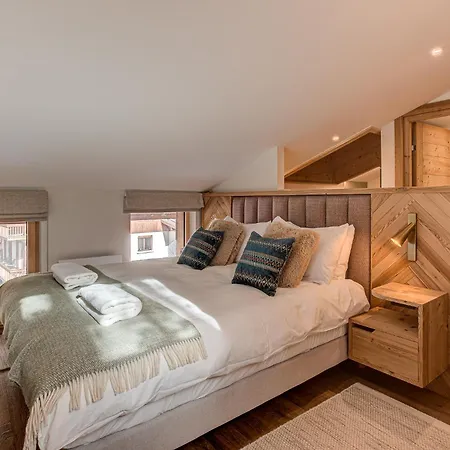 Diard, Detached Chalet, Alpes Agency, Sleeps 6 To 8 Alpehytte Chamonix