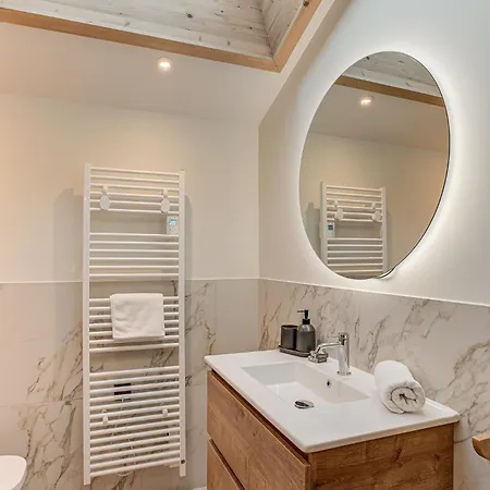 Diard, Detached Chalet, Alpes Travel, Sleeps 6 To 8 Dağ evi *