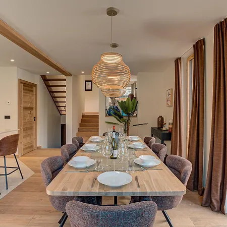 Diard, Detached Chalet, Alpes Travel, Sleeps 6 To 8