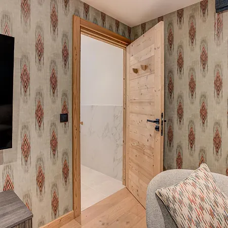 Chalet Diard, Detached Chalet, Alpes Travel, Sleeps 6 To 8