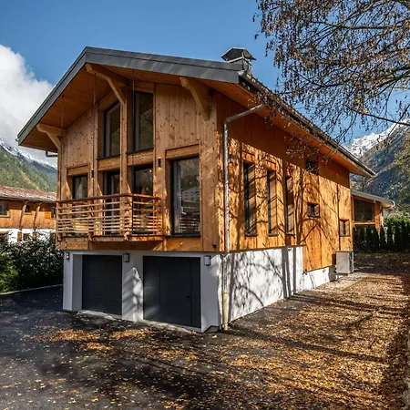 Diard, Detached Chalet, Alpes Travel, Sleeps 6 To 8 Chamonix