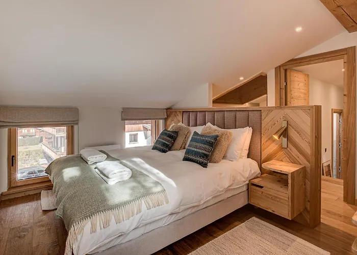 Chalet Diard, Detached Chalet, Alpes Agency, Sleeps 6 To 8 Chalet Chamonix