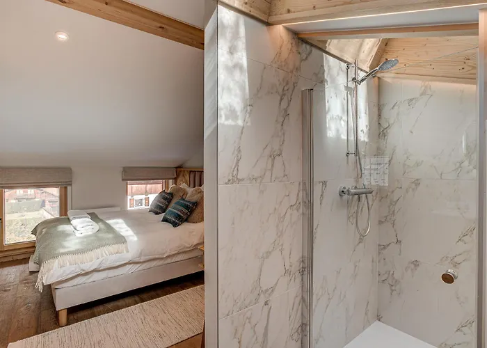 Chalet Diard, Detached Chalet, Alpes Agency, Sleeps 6 To 8