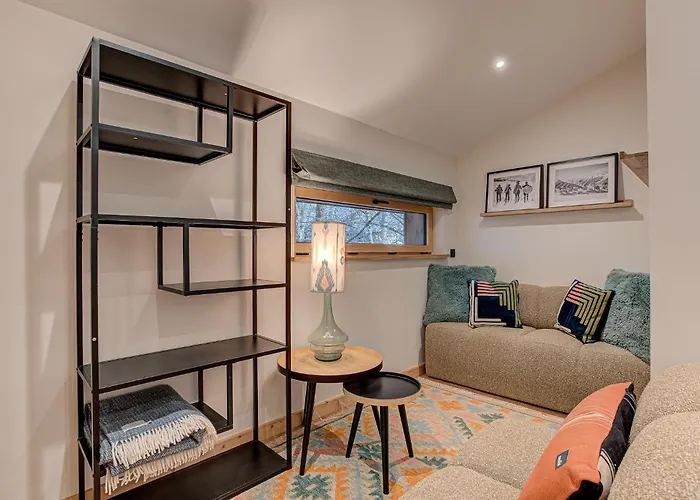 Chalet Chalet Diard, Detached Chalet, Alpes Agency, Sleeps 6 To 8 Chamonix