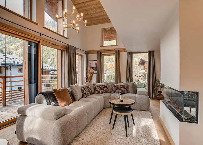 Chalet Chalet Diard, Detached Chalet, Alpes Agency, Sleeps 6 To 8 Chamonix