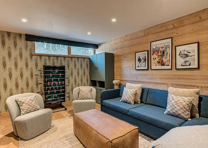 Chalet Chalet Diard, Detached Chalet, Alpes Agency, Sleeps 6 To 8 *